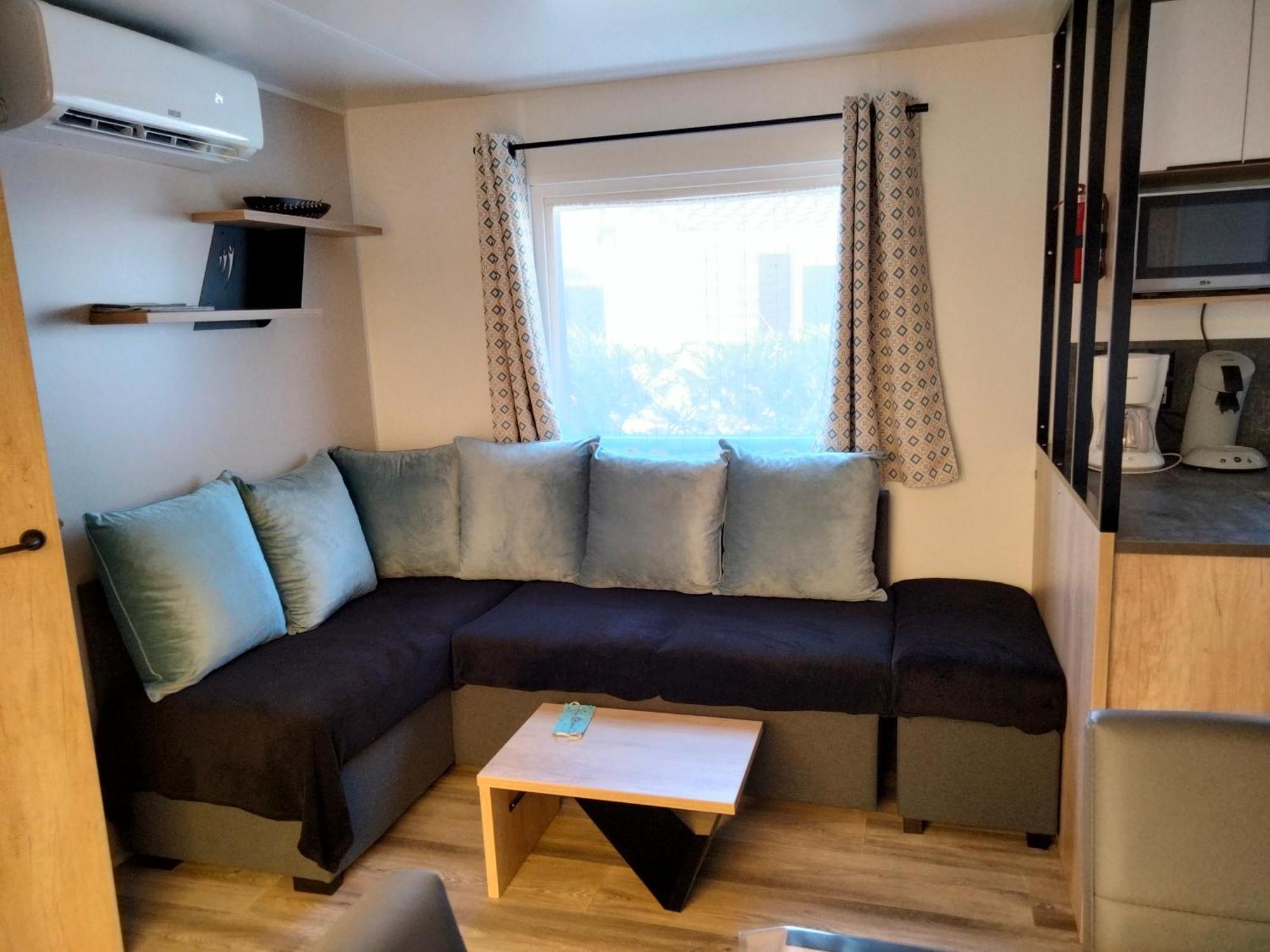 Mobil Home Les Charmettes 321 Les Mathes Exterior foto